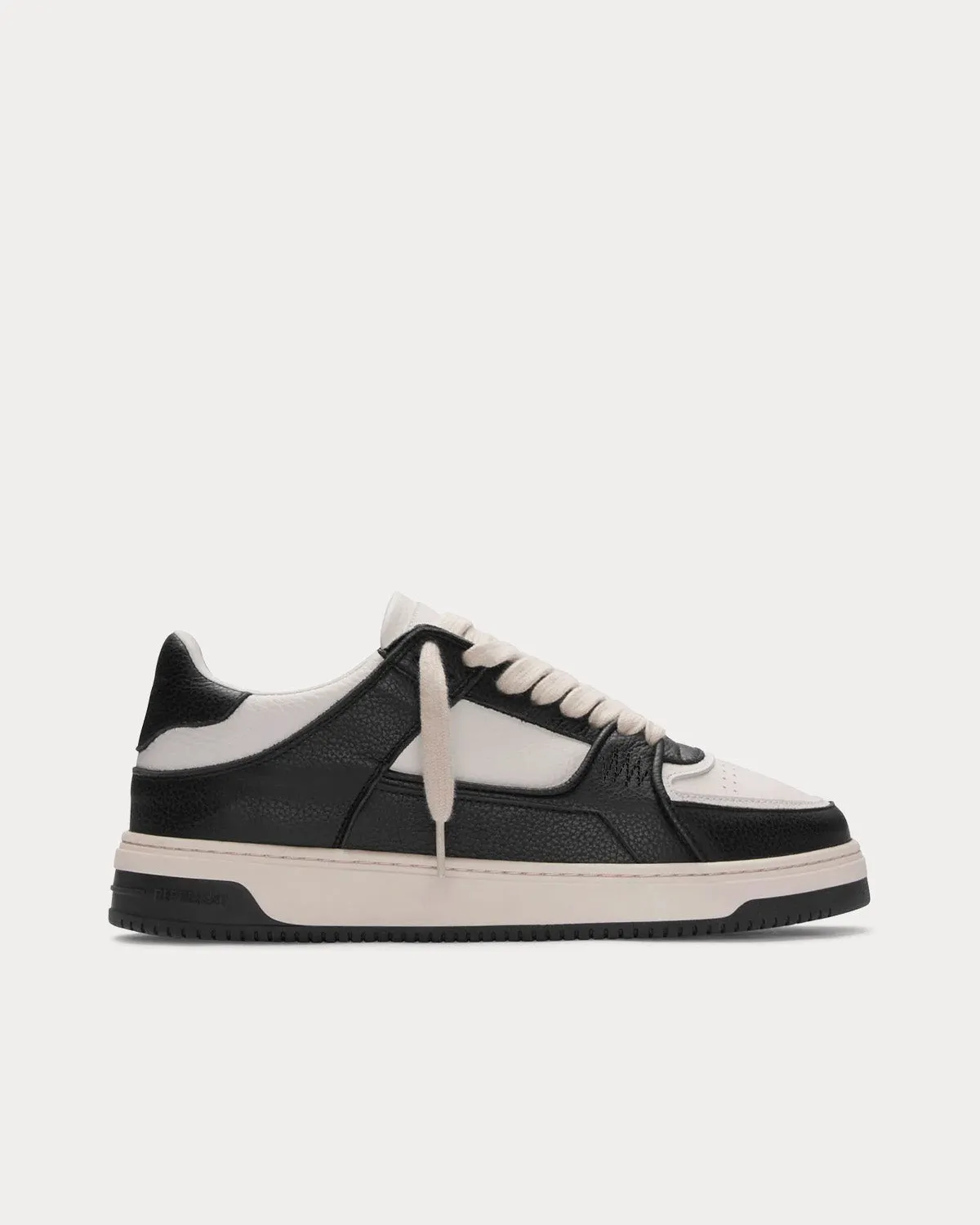 Apex Black / Vintage White Low Top Sneakers