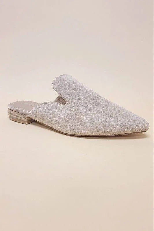Gem-39 - Pointed Toe Slip On Mule Flats
