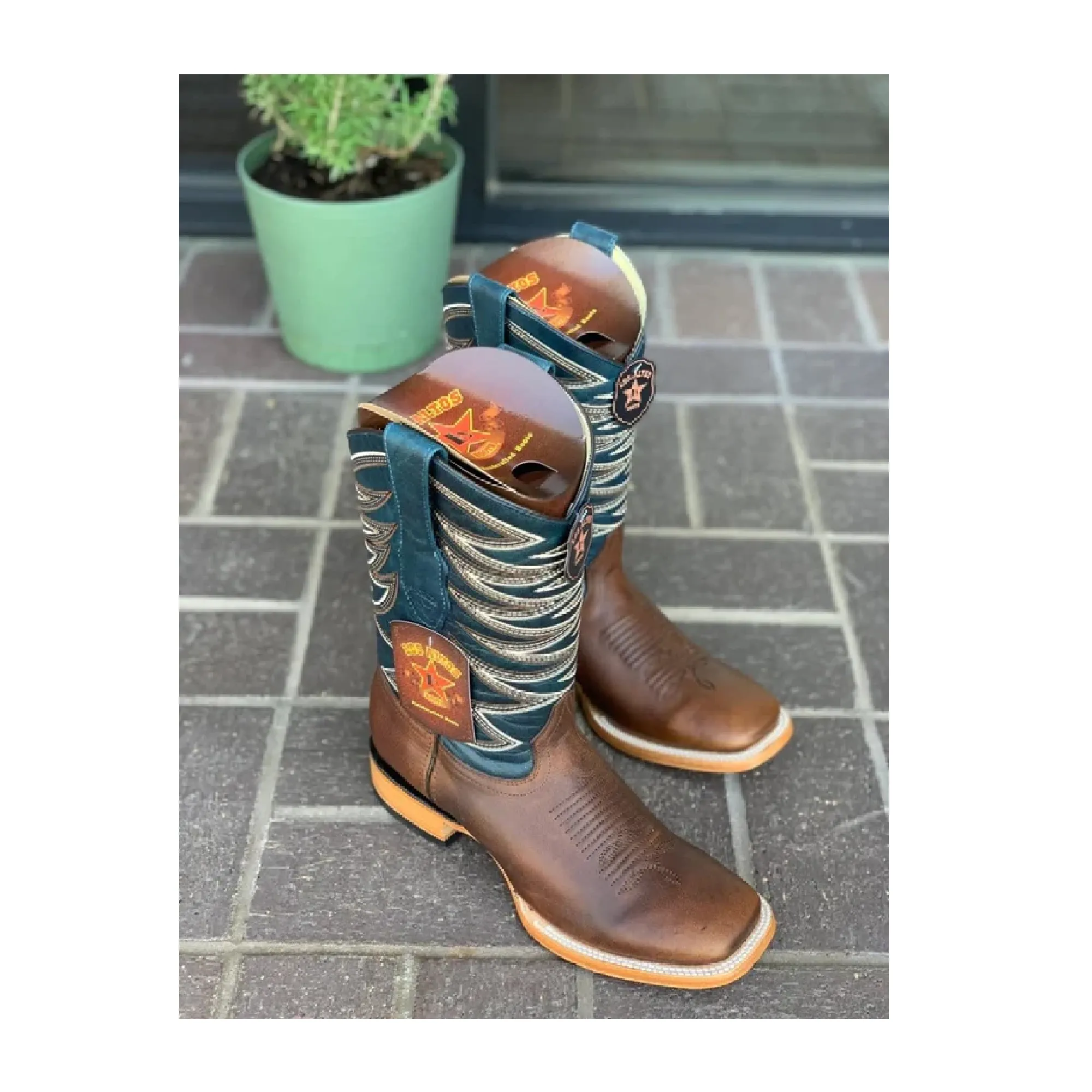 Los Altos Boots Mens #8279940 Wide Square Toe | Genuine Rage Boots | Color Walnut