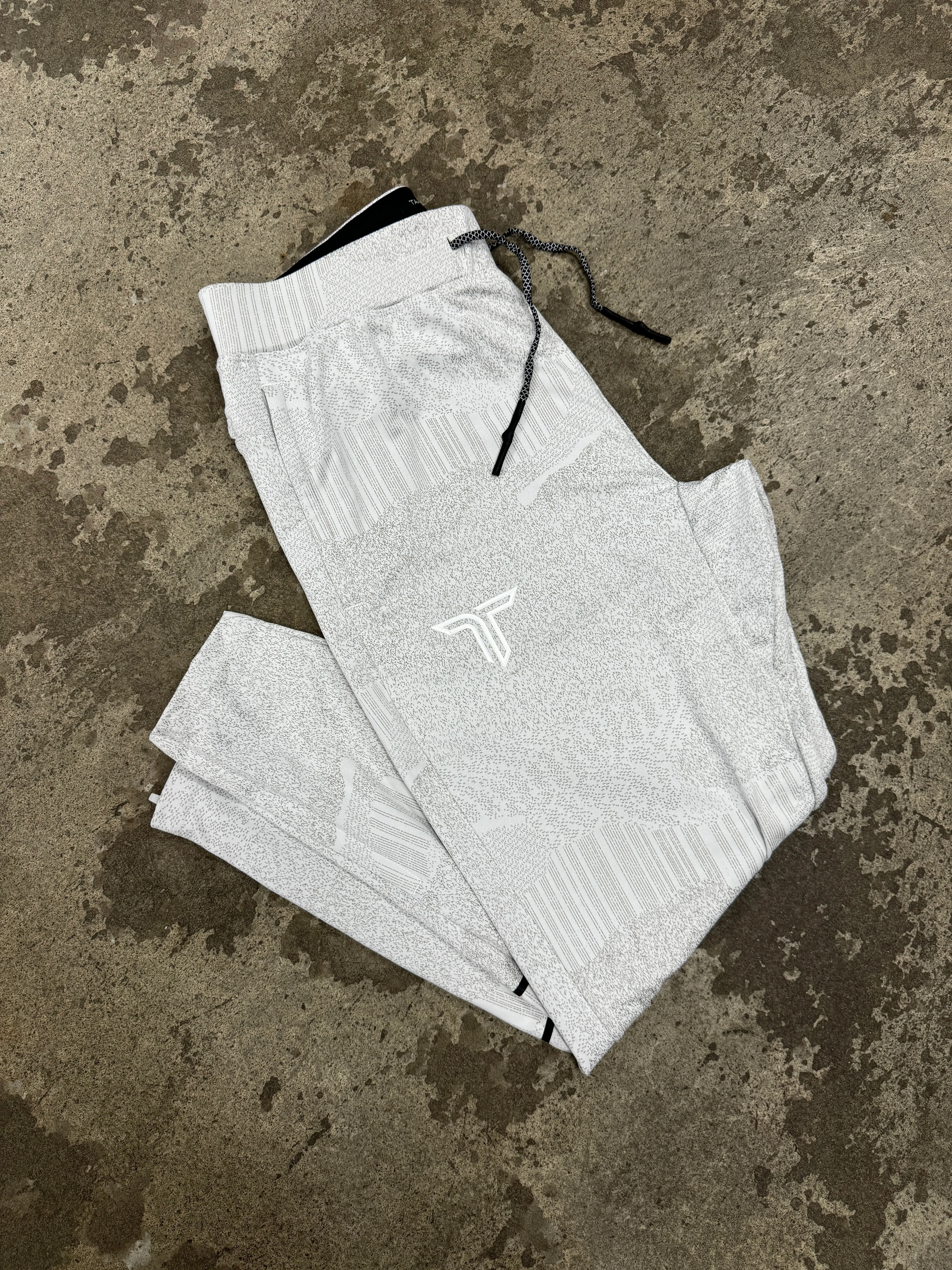 Night Vision Jogger - White