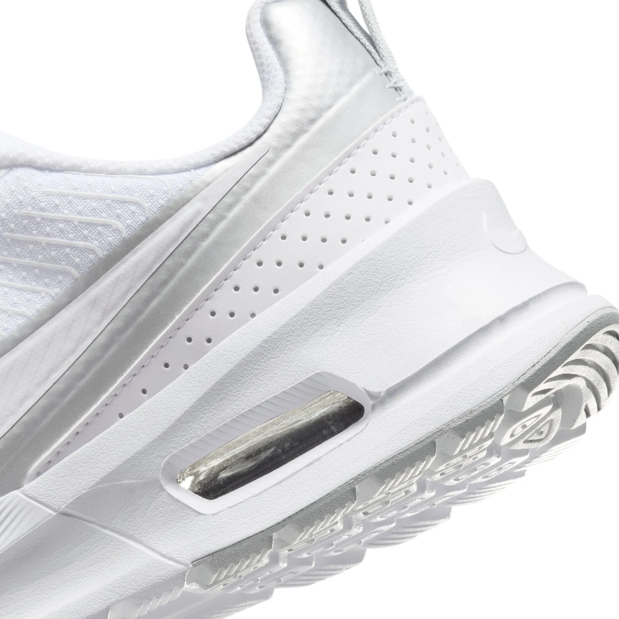Nike Air Max Nuaxis - White
