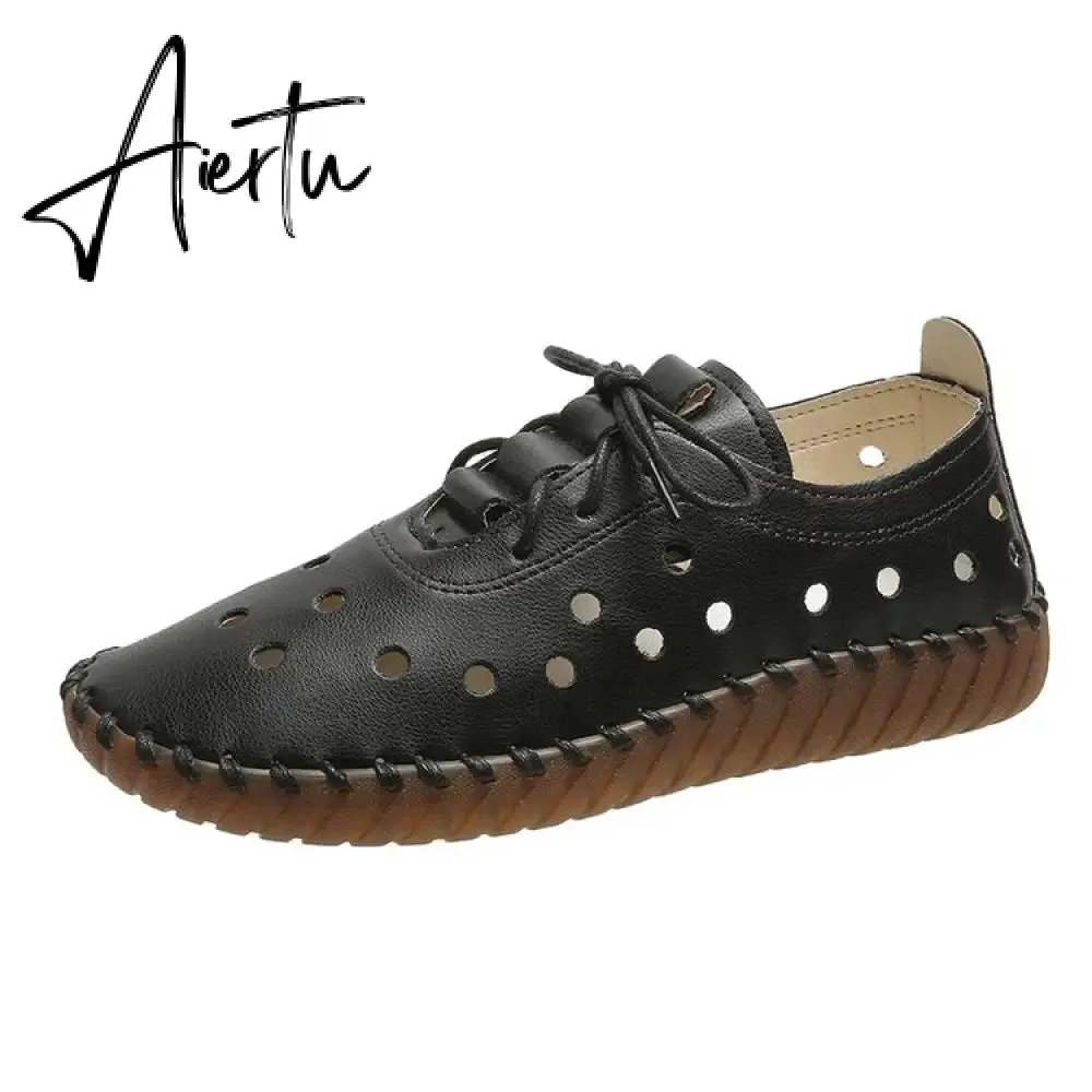 Soft Sole Hollow Single Shoes Women Vintage Leather Low Heels Casual Shoes Woman Outdoor Lace Up Non Slip Loafers