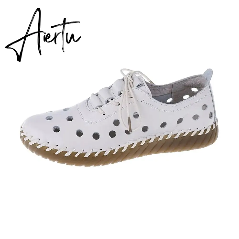 Soft Sole Hollow Single Shoes Women Vintage Leather Low Heels Casual Shoes Woman Outdoor Lace Up Non Slip Loafers